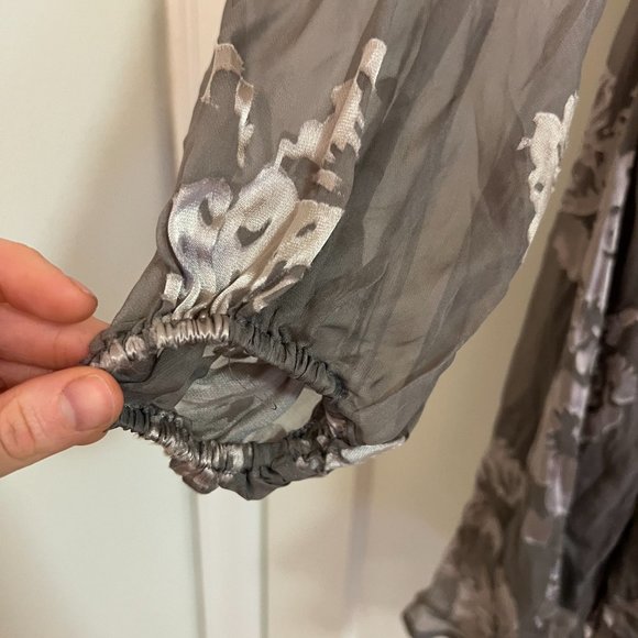 ASTR the Label | Floral Silk Blend Sheer Sleeve Mini, Size Small - Picture 4 of 6